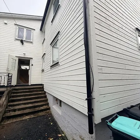 2 Bedroom